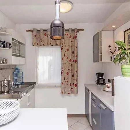 Apartment In Istrien 8354